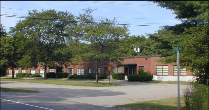 More Photos Of 604 South St, Holbrook Manufacturing For Sale