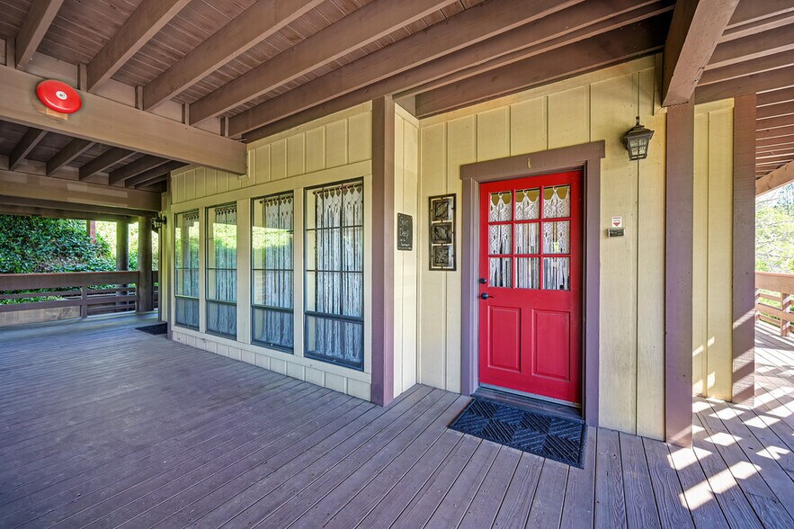 More Photos Of 10015 Alta Sierra Dr, Grass Valley Office Residential For Sale