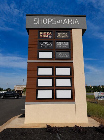 More Photos Of 3151 Russell Pky, Warner Robins General Retail For Lease