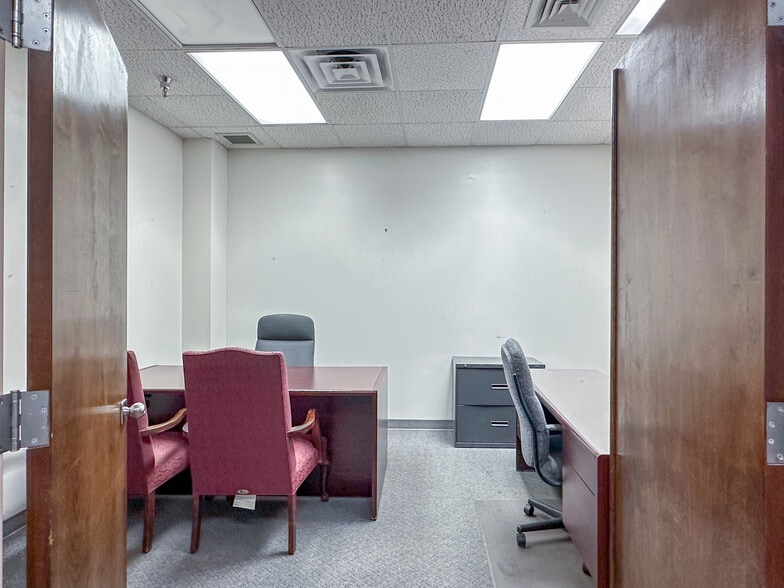 More Photos Of 2400 N Courtenay Pkwy, Merritt Island Medical For Sale