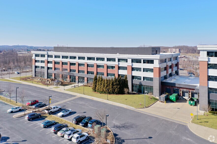 More Photos Of 1000 Westinghouse Dr, Cranberry Township Office For Lease
