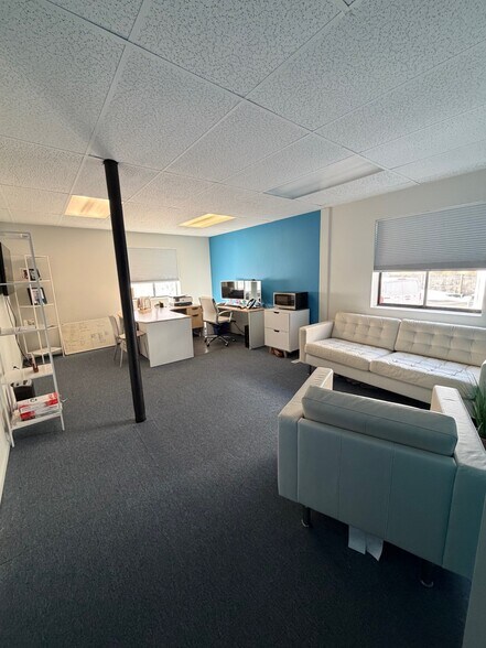 More Photos Of 361 Park Rd, West Hartford Office For Lease