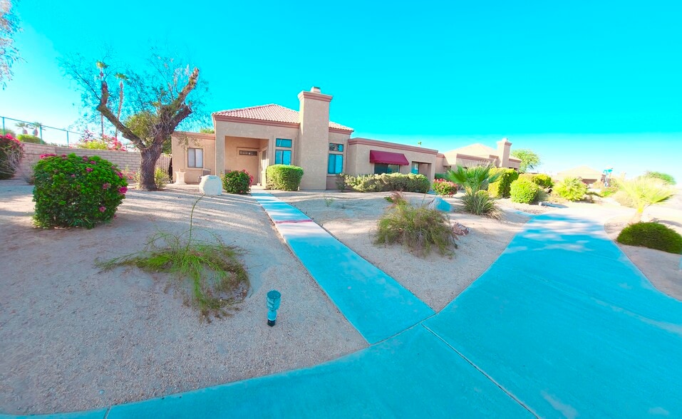 More Photos Of 42995 Park Pl, Palm Desert Apartments For Sale