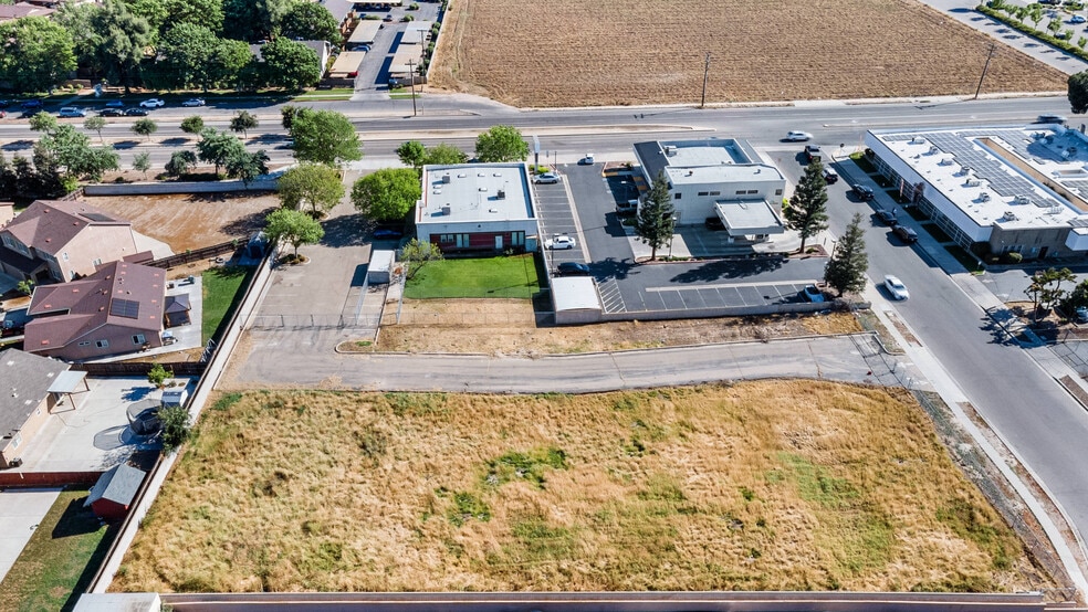 More Photos Of 5781 E Kings Canyon Rd, Fresno Medical For Sale