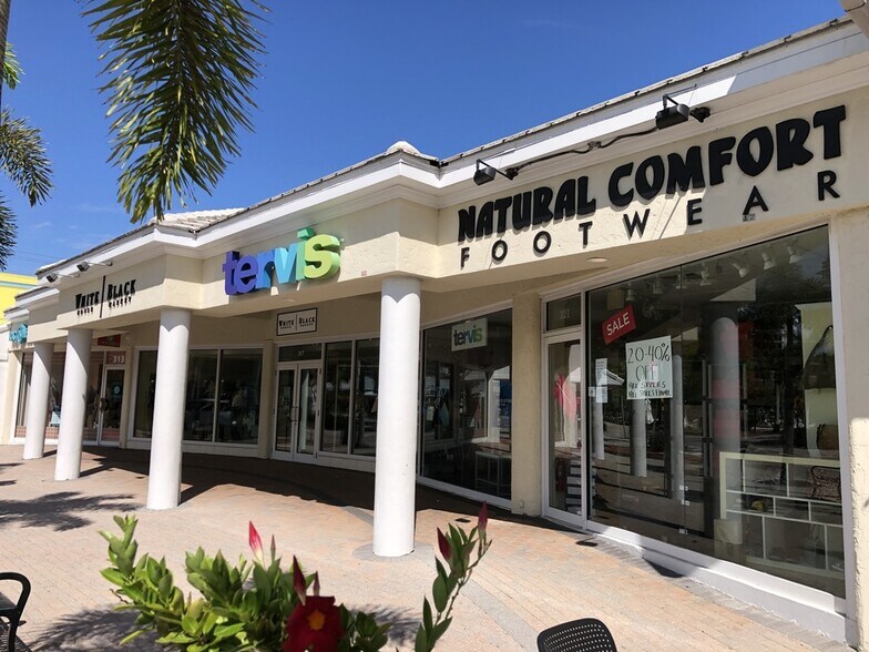 More Photos Of 313-321 John Ringling Blvd, Sarasota Storefront For Sale