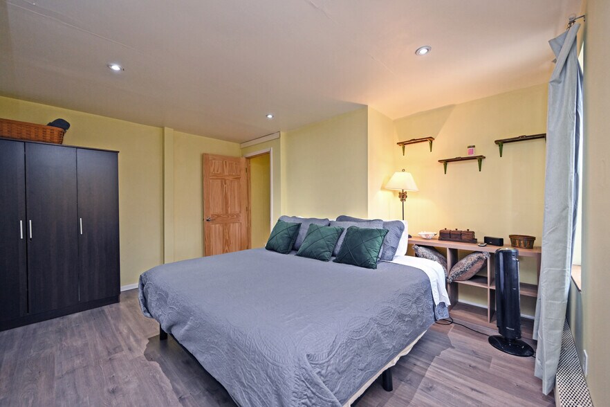 More Photos Of 118 E Liberty St, Cincinnati Apartments For Sale