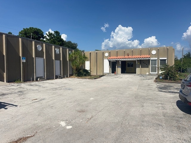 Primary Photo Of 904 Anclote Rd, Tarpon Springs Warehouse For Sale