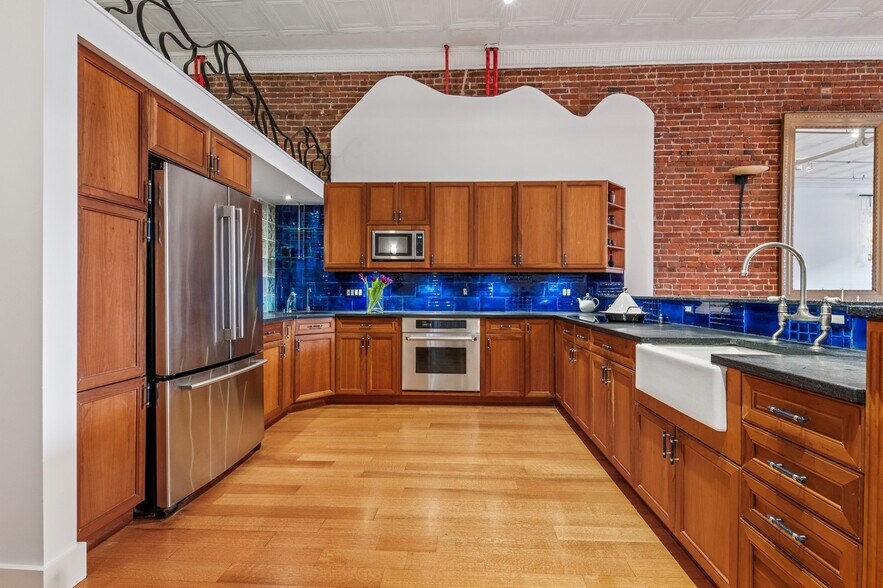 More Photos Of 725 Union St, Brooklyn Apartments For Sale