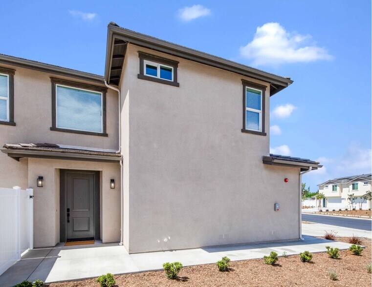 More Photos Of 5824 Persepolis Ct, Riverside Multifamily For Sale