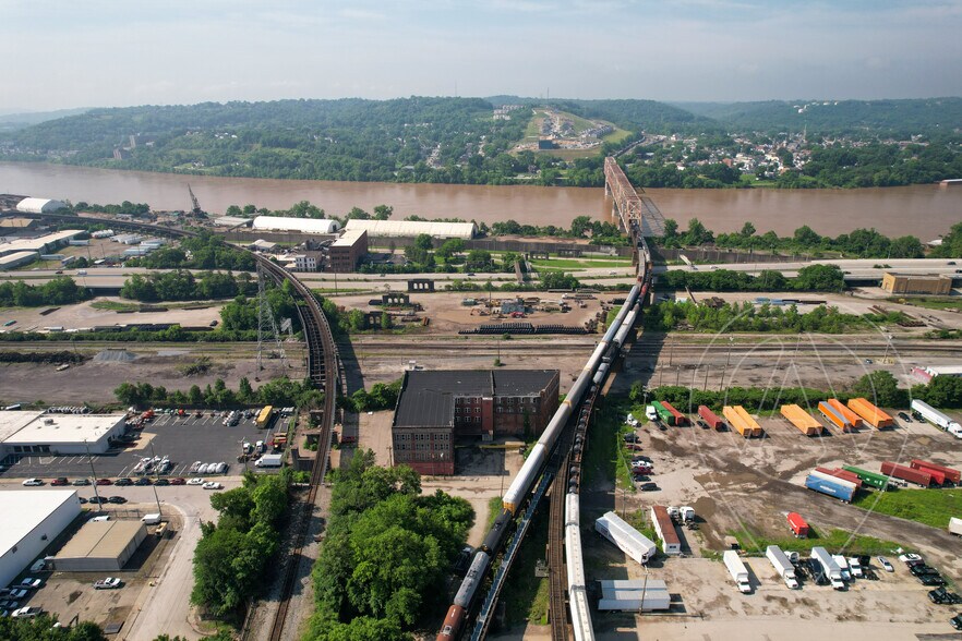 More Photos Of 1275 Budd St, Cincinnati Warehouse For Sale