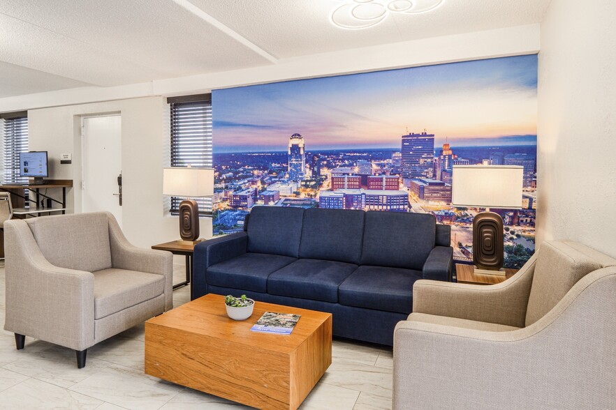 More Photos Of 200 S Broad St, Winston-Salem Hotel For Sale