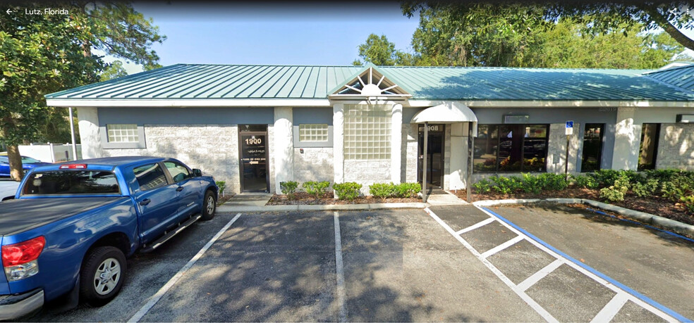 Primary Photo Of 1900 Highland Oaks Blvd, Lutz Medical For Lease