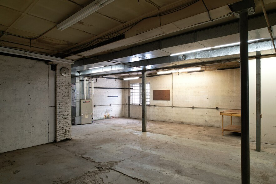 More Photos Of 420-424 W State St, Ithaca Freestanding For Lease