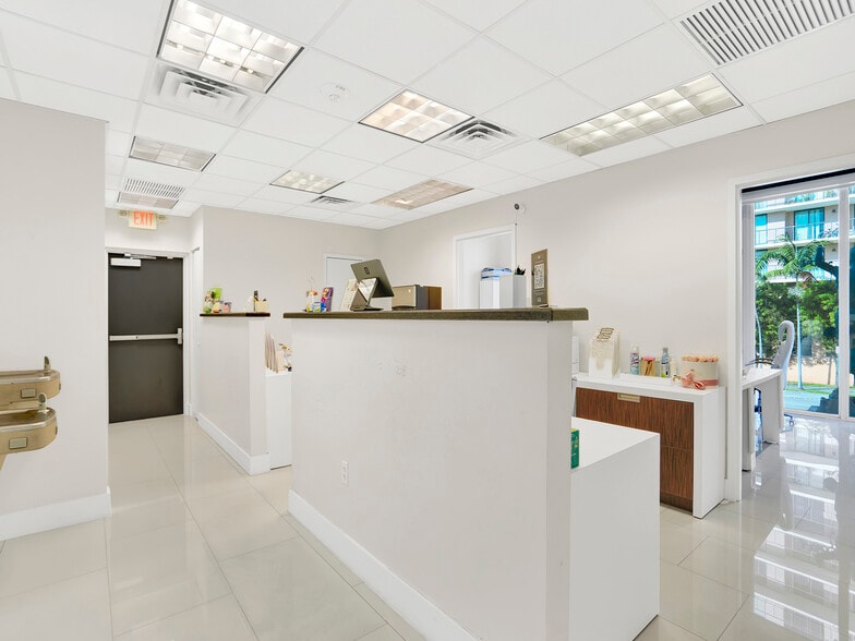 More Photos Of 1675 SW 27th Ave, Miami Medical For Sale