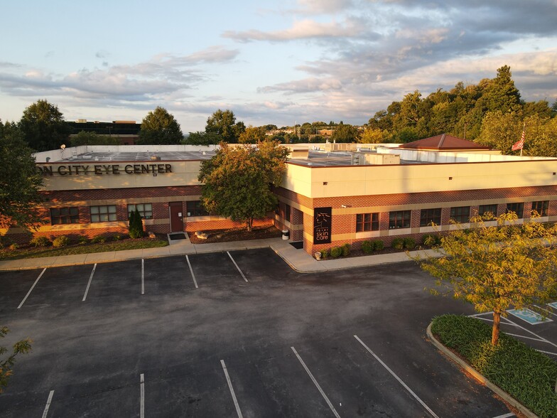 More Photos Of 110 Med Tech Pky, Johnson City Healthcare For Lease