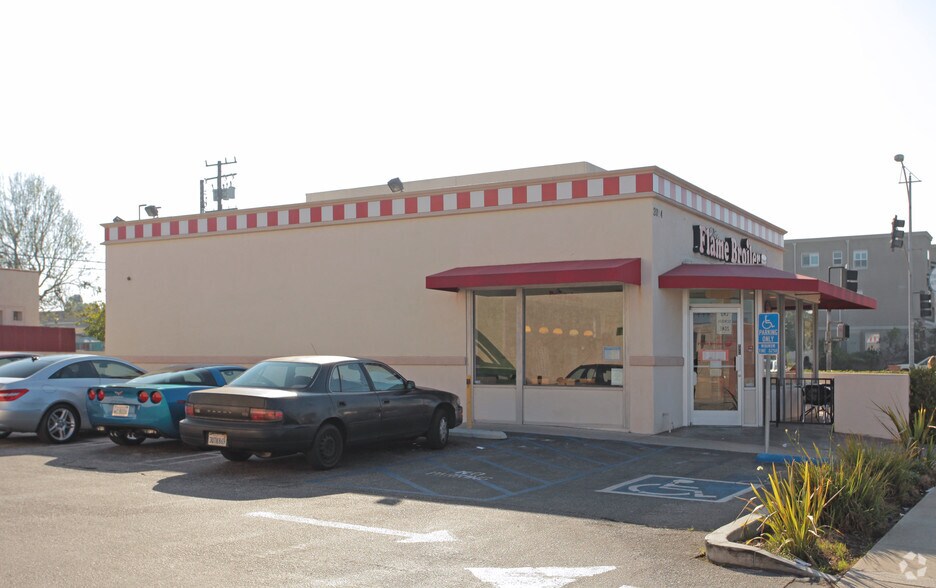 More Photos Of 2024 W Carson St, Torrance Fast Food For Sale