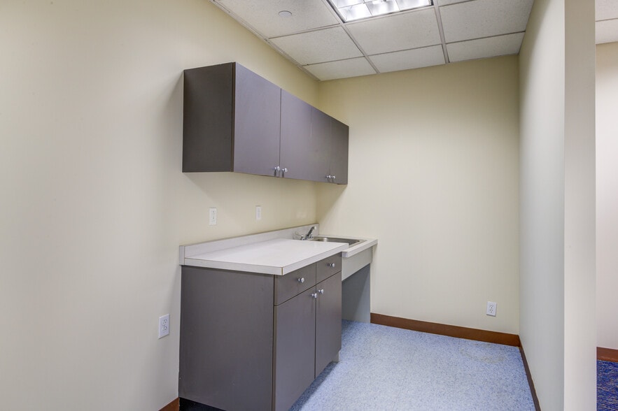 More Photos Of 60 Long Ridge Rd, Stamford Office For Lease