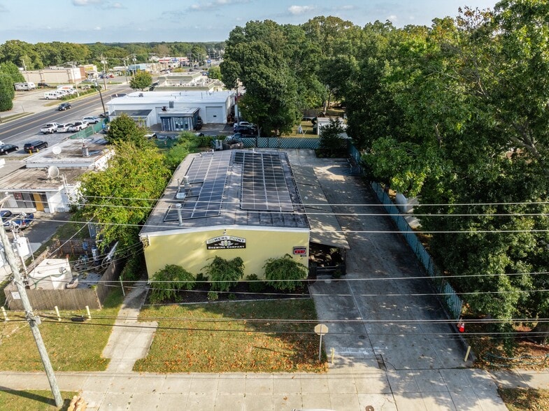 More Photos Of 705 W New York Ave, Somers Point General Retail For Sale