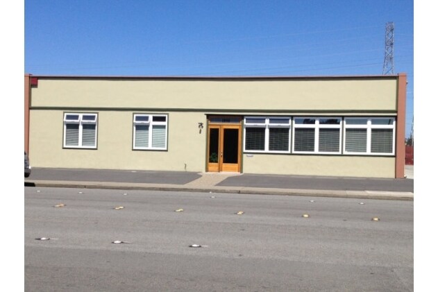 More Photos Of 1846 Rollins Rd, Burlingame Warehouse For Lease