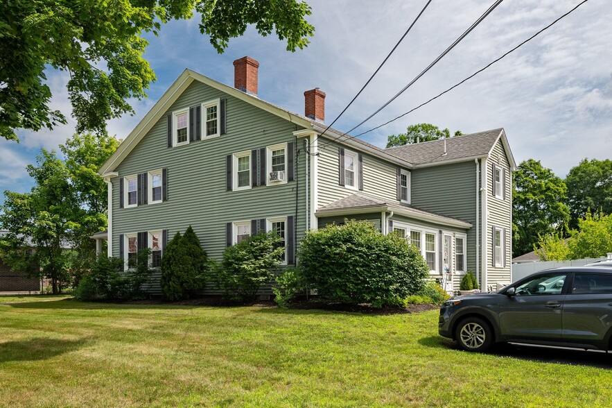 More Photos Of 22-26 School St, Merrimac Office For Sale