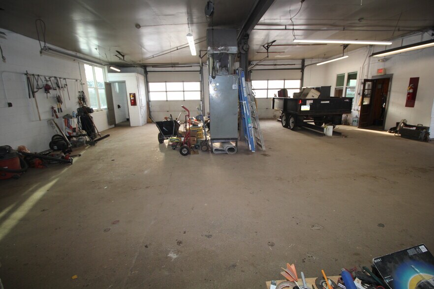 More Photos Of 27 Brooks Ave, Morrisville Service For Lease