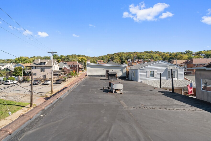 More Photos Of 1098 Duss Ave, Ambridge Restaurant For Sale