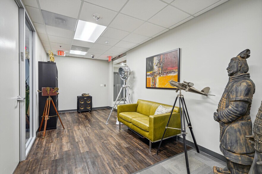 More Photos Of 4350 East-West Hwy, Bethesda Office For Lease