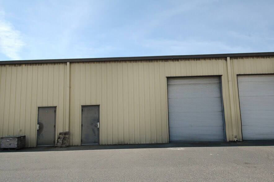 More Photos Of 1503 Lone Palm Ave, Modesto Warehouse For Lease