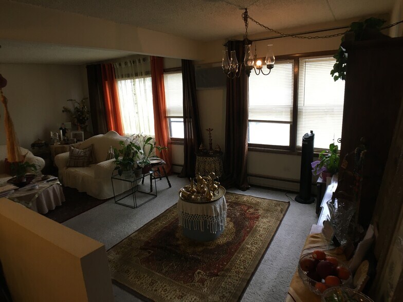 More Photos Of 6811 Pershing Rd, Stickney Apartments For Sale