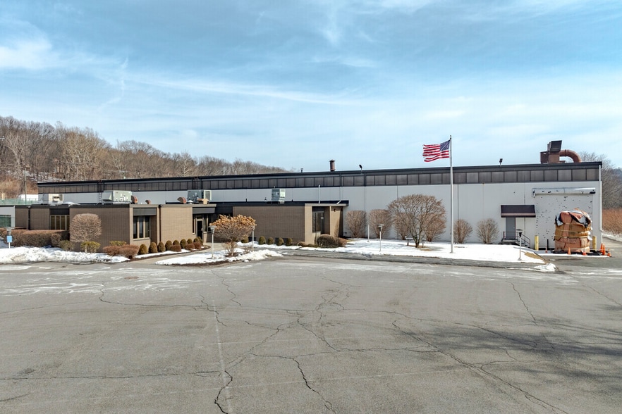 Primary Photo Of 240 Huntingdon Ave, Waterbury Warehouse For Lease