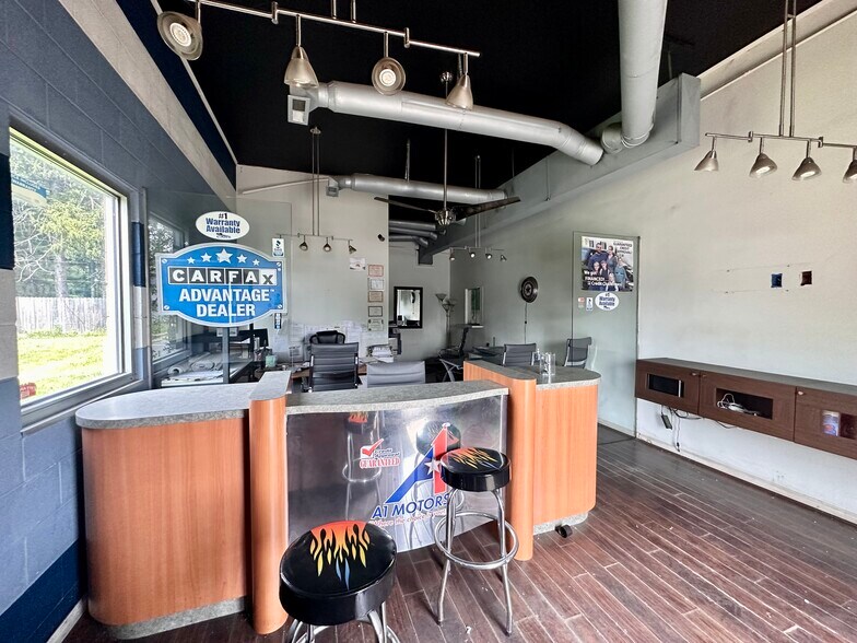 More Photos Of 2619 N Telegraph Rd, Monroe Auto Repair For Sale