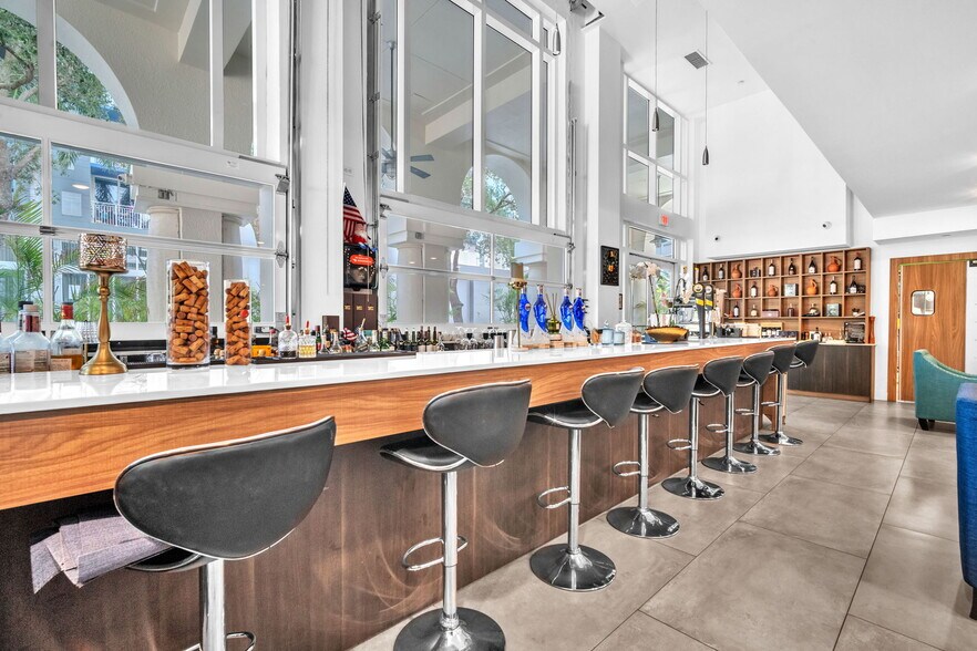 More Photos Of 511 SE 5th Ave, Fort Lauderdale Apartments For Sale