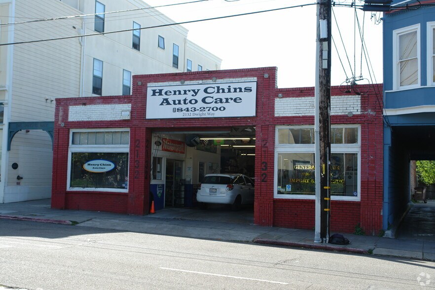More Photos Of 2132 Dwight Way, Berkeley Auto Repair For Sale