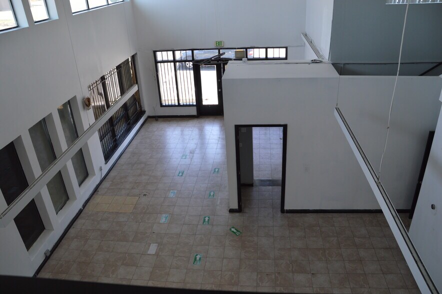 More Photos Of 3502 S 74th St, Tacoma Storefront Retail Office For Lease