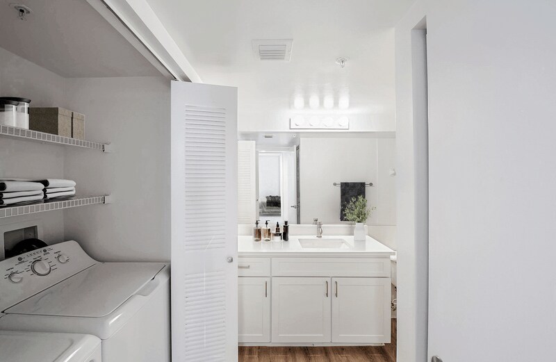 More Photos Of 353-383 Aragon Ave, Coral Gables Apartments For Lease