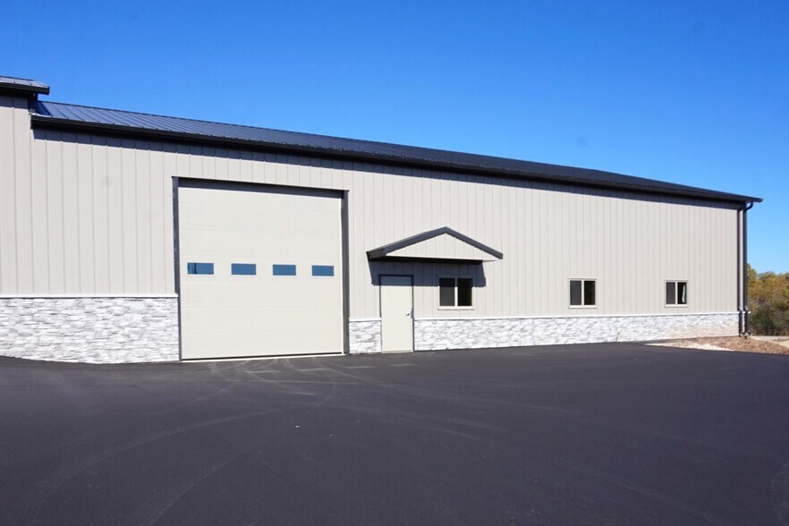 Primary Photo Of 732 Maritime Dr, Port Washington Industrial For Sale