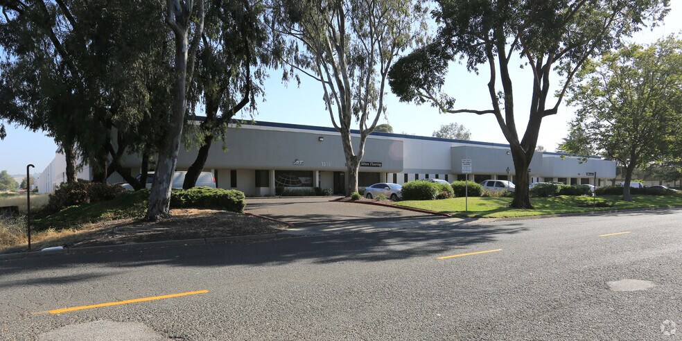 More Photos Of 1495-1497 Zephyr Ave, Hayward Unknown For Lease