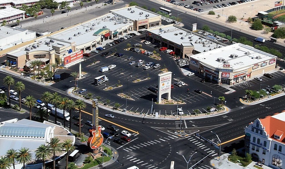 More Photos Of 4480 Paradise Rd, Las Vegas Storefront For Lease