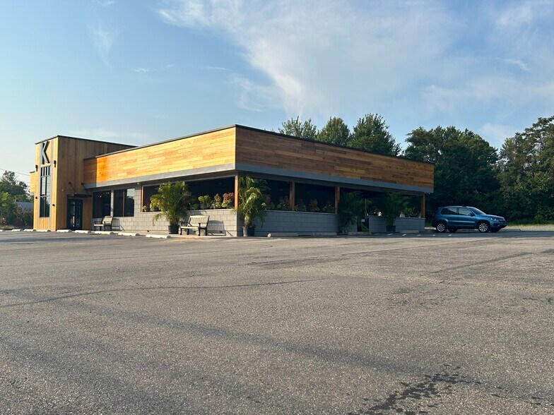 More Photos Of 452 Route 22 W, White House Station Restaurant For Sale