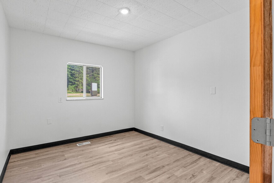 More Photos Of 2532 Spring Arbor Rd, Jackson Medical For Sale