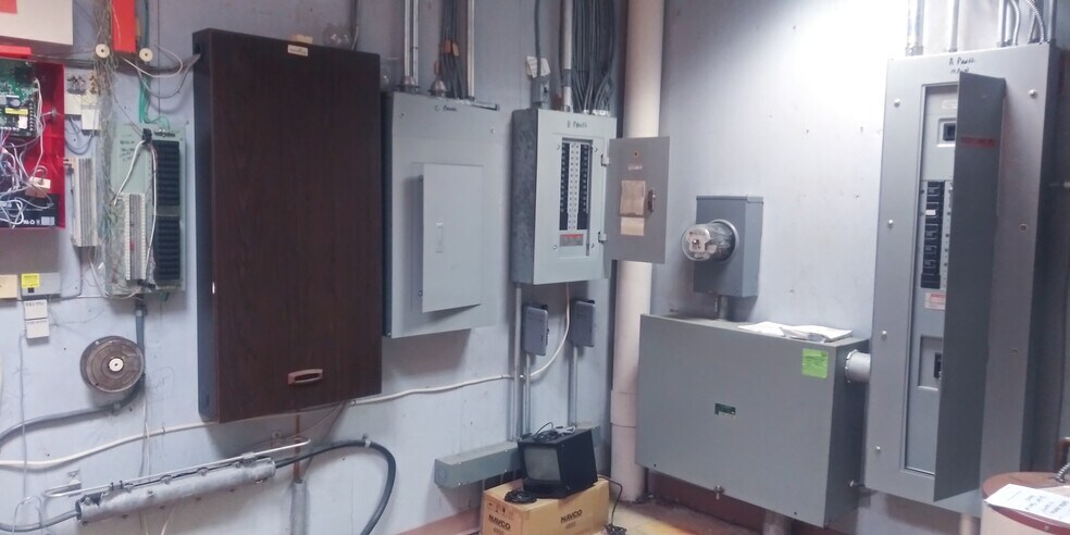 More Photos Of 1450 Parkside Ave, Ewing Medical For Lease