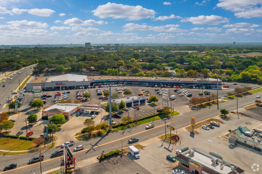 More Photos Of 8505-8537 Blanco Rd, San Antonio Unknown For Lease