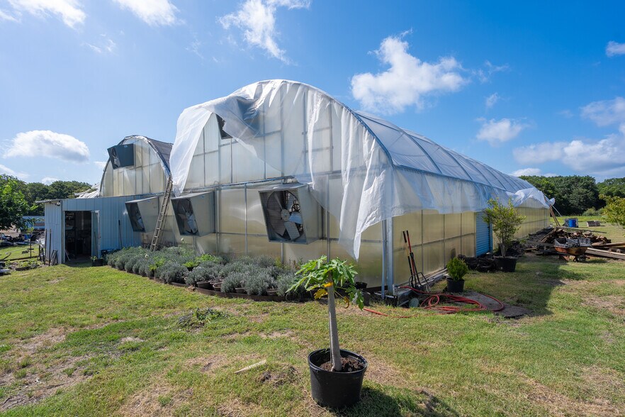 More Photos Of 6529 Asher Rd, Alvarado Specialty For Sale