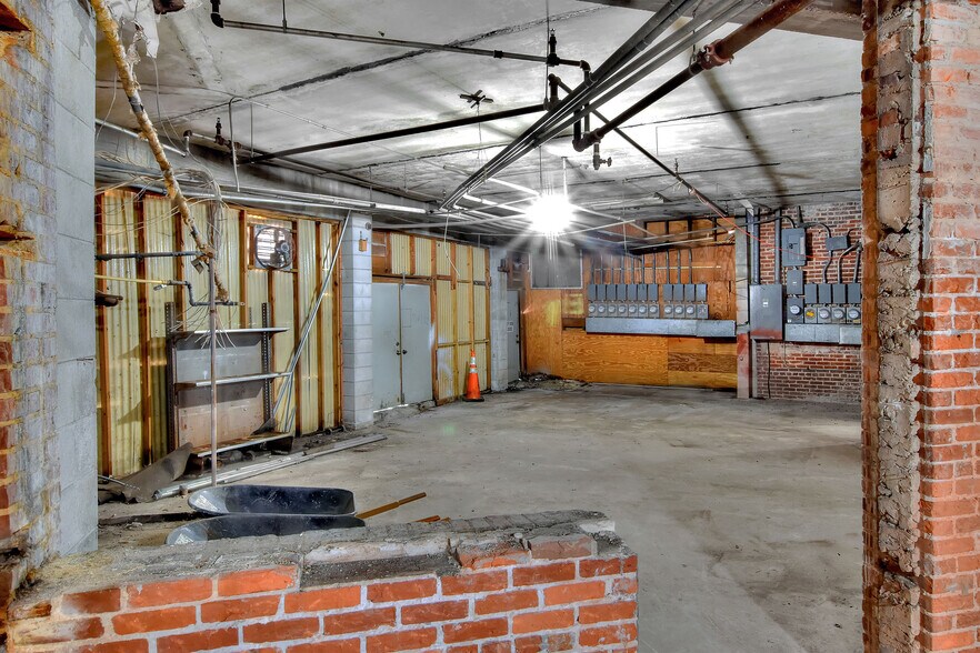 More Photos Of 206 Pilaklakaha Ave, Auburndale Apartments For Sale