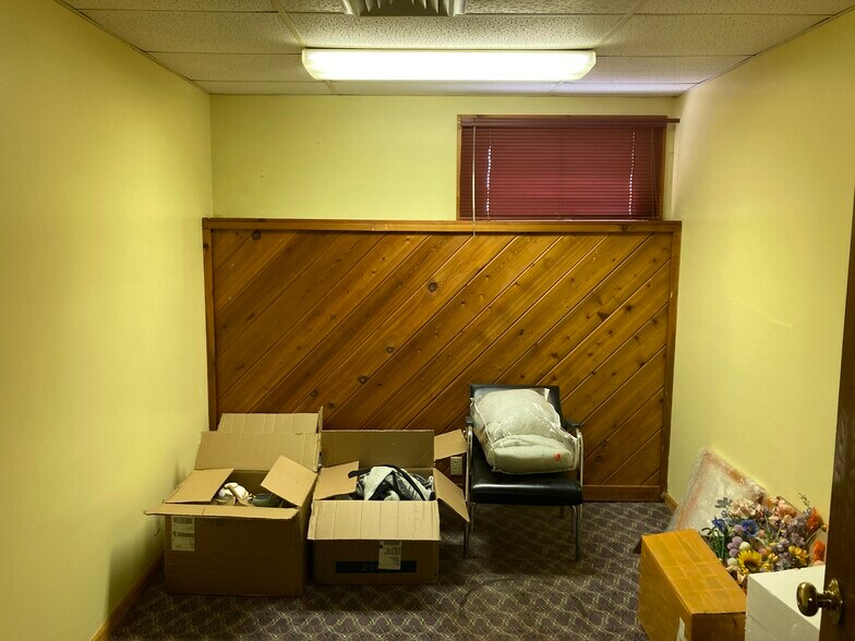 More Photos Of 1623 London Rd, Duluth Restaurant For Sale