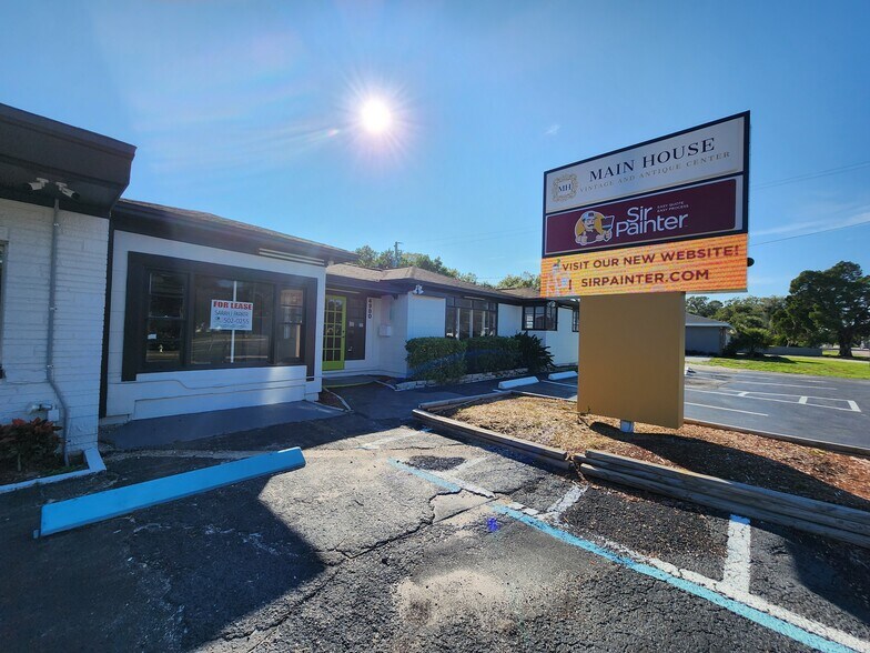 More Photos Of 4980 38th Ave N, Saint Petersburg Storefront Retail Office For Sale