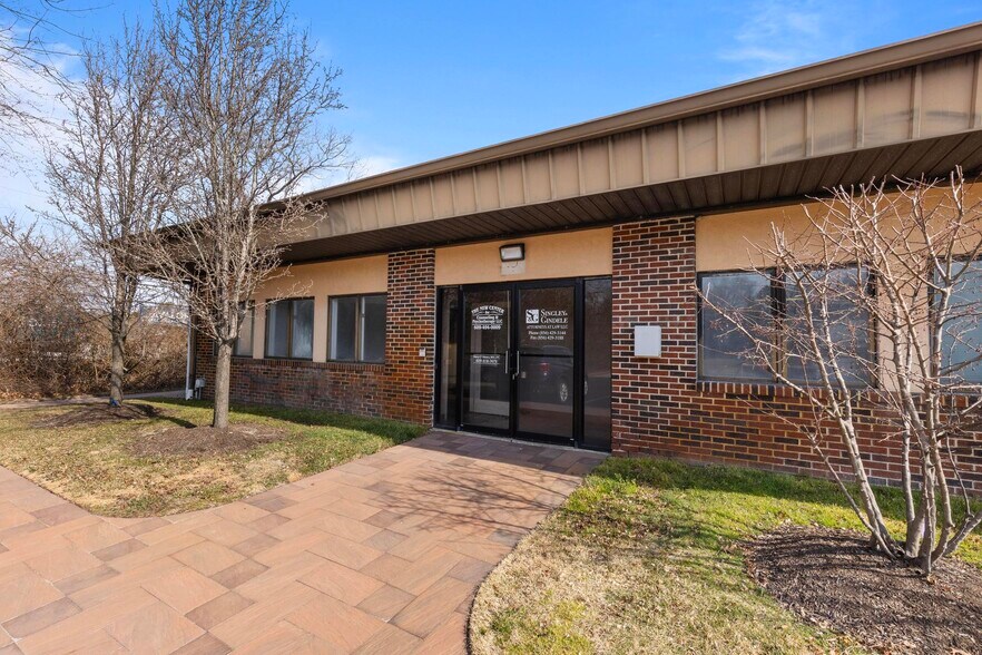 Primary Photo Of 675 Route 72 E, Manahawkin Office For Lease