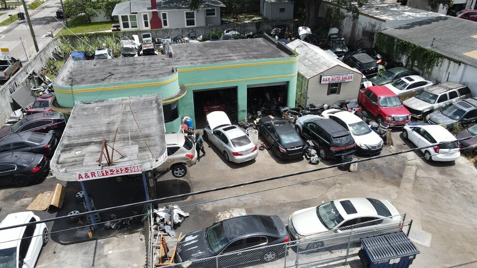 More Photos Of 7279 N Nebraska Ave, Tampa Auto Repair For Sale