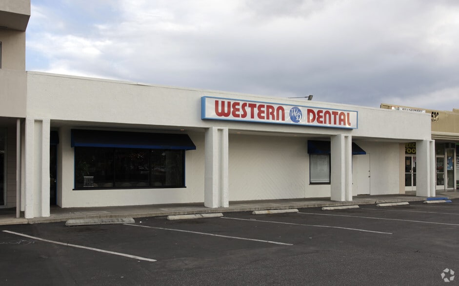 More Photos Of 534 W 19th St, Costa Mesa Storefront Retail Office For Lease