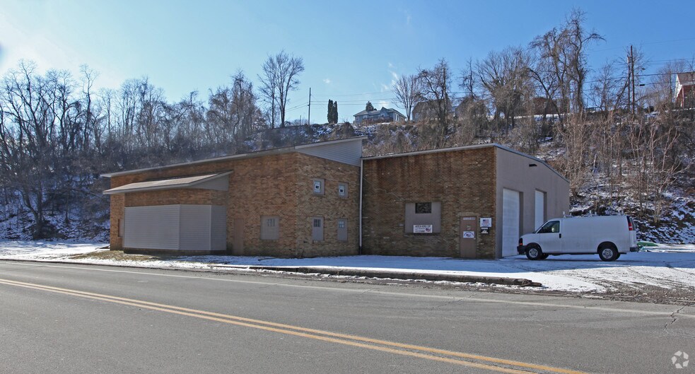 More Photos Of 701 7th St, Clairton Warehouse For Sale
